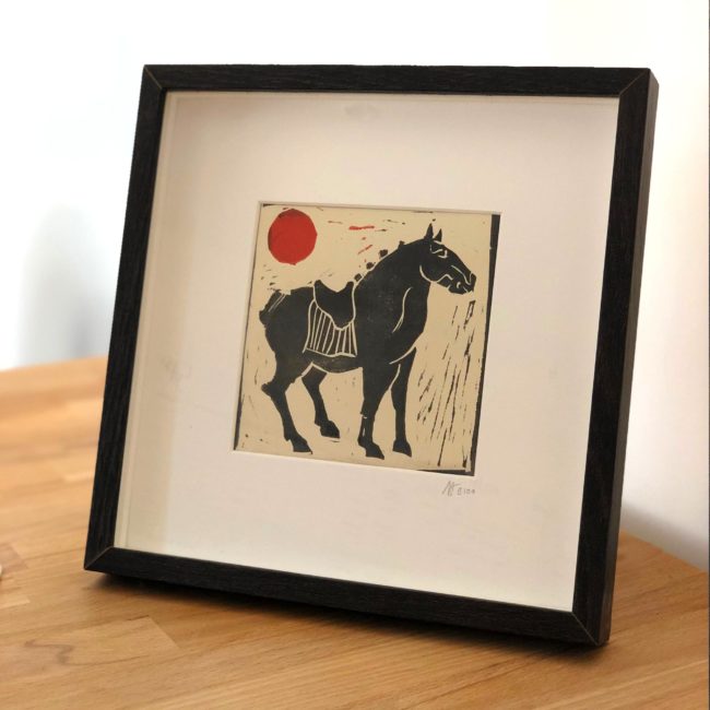 Cheval Tang 02 Soleil Rouge - linogravure - 2018